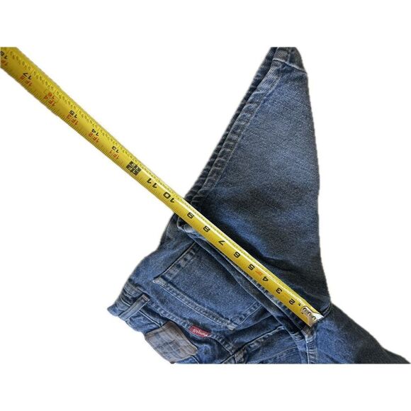 Wrangler Relaxed Fit Jean Shorts Size 30 Work Wear - Picture 4 of 5